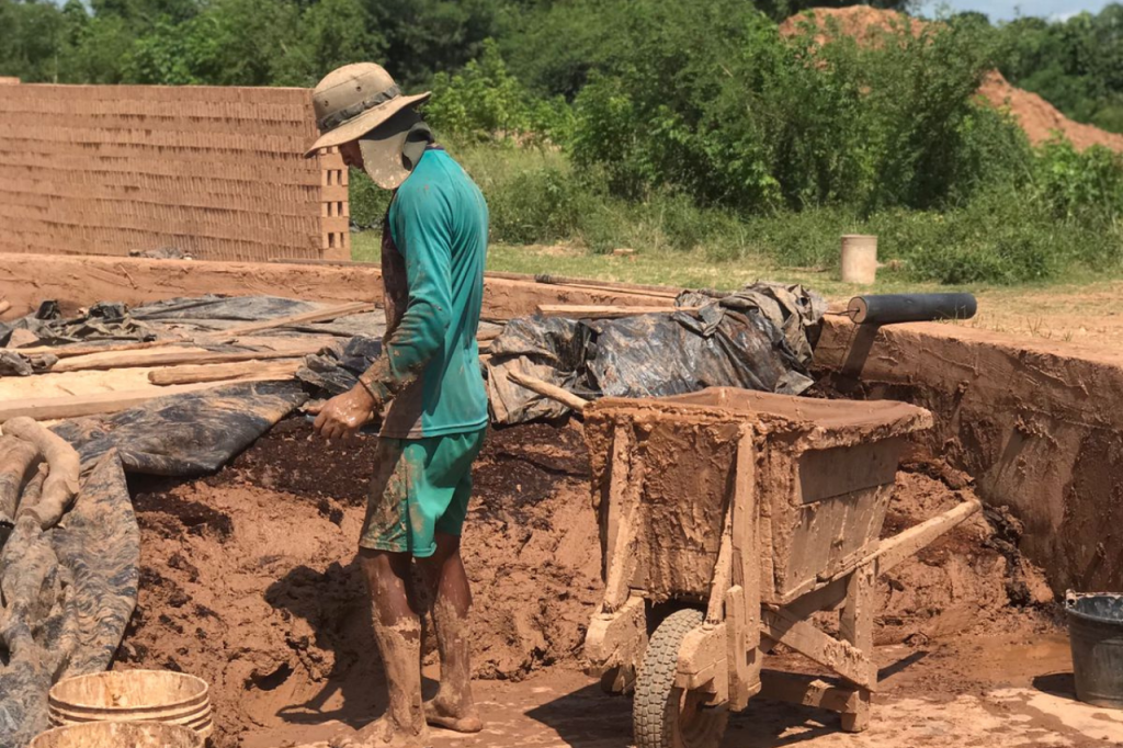 trabajador horno